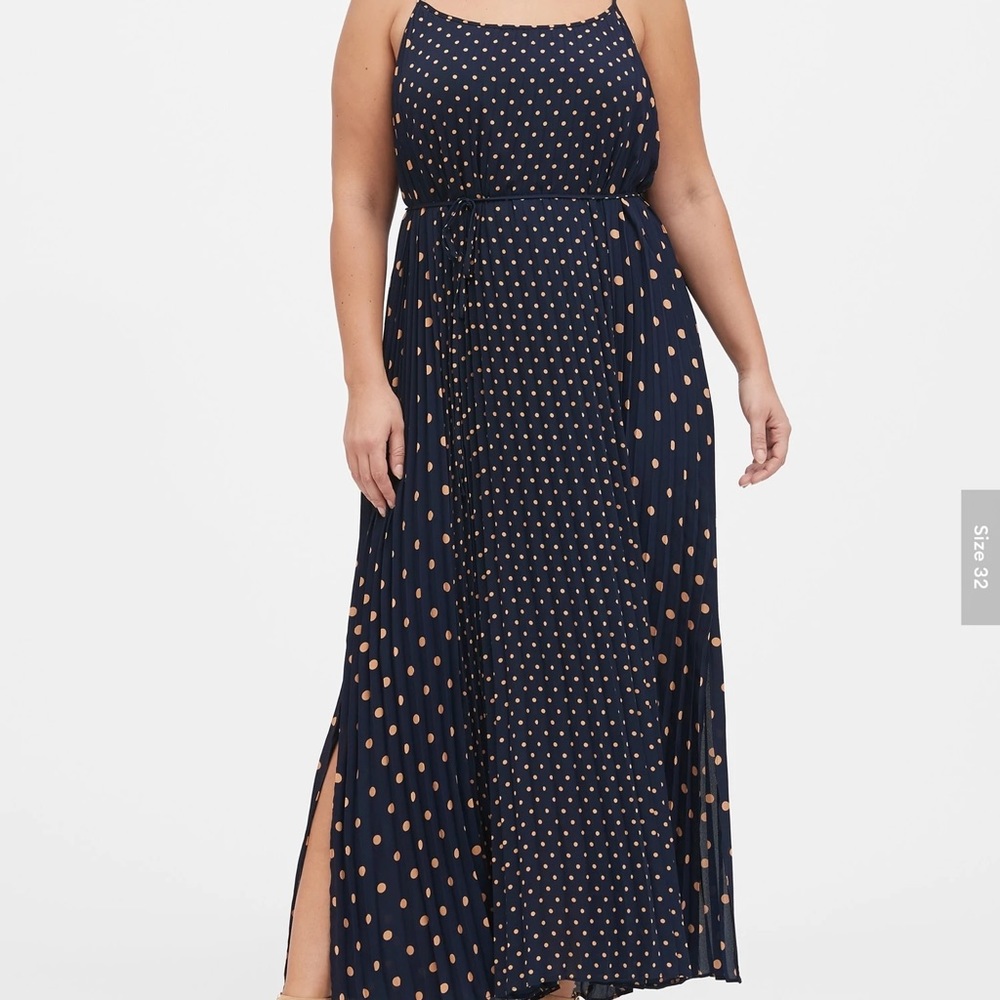 Banana Republic polka dot pleated Maxi dress - Picture 4 of 4